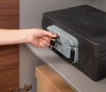 (obrázek pro) KRT692005 - Přenosný trezor, protipožární a voděodolný 390x335x1