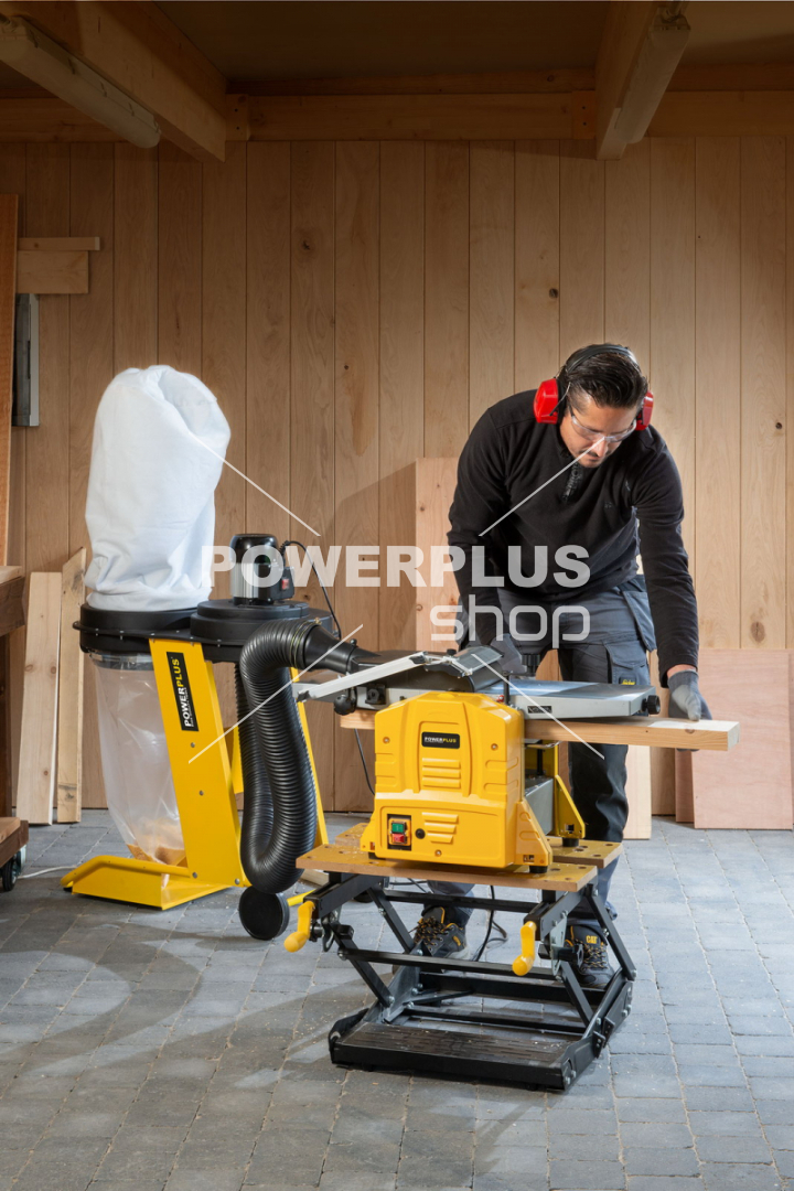 POWX2040 - Protahovačka / hoblovka 1 500W