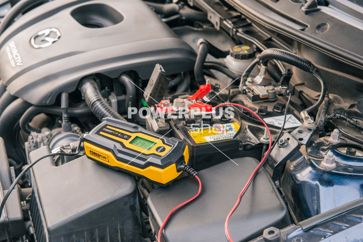 Modální Další obrázky pro POWX4203 - Automatická nabíječka baterií 70W / 4A / 120Ah